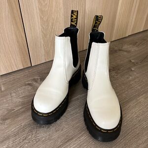 Dr Martens 2976 Chelsea Boot Platform White